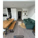 Rent 3 bedroom house in Salford