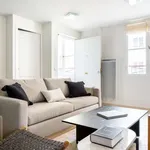 Rent 1 bedroom apartment of 39 m² in paris