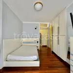 Rent 2 bedroom apartment of 50 m² in Napoli