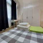 Rent a room in lisbon