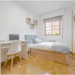 Rent a room of 110 m² in madrid