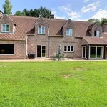 Rent 5 bedroom house of 1800 m² in Waterloo