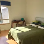 Rent 3 bedroom apartment of 160 m² in Lisboa