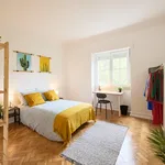 Rent 7 bedroom apartment in Lisbon