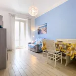 Rent 2 bedroom apartment of 80 m² in rome