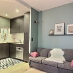 Rent 1 bedroom apartment of 300 m² in Paris