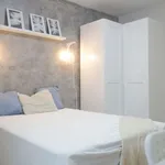 Rent a room of 70 m² in madrid