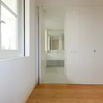 Rent 2 bedroom apartment of 136 m² in Lisboa