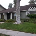 Rent 2 bedroom apartment of 81 m² in anaheim hills