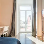 Rent a room in lisbon