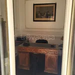 Rent 6 bedroom apartment of 200 m² in Napoli