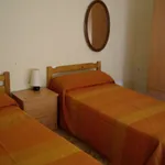 Rent a room in Valencia']