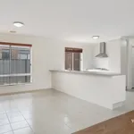 Rent 3 bedroom house in Point Cook