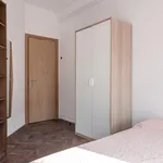 Rent 7 bedroom apartment in Lisbon