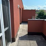 Pronajměte si 3 ložnic/e byt o rozloze 77 m² v Pilsen