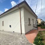 Rent 4 bedroom house of 90 m² in Arezzo