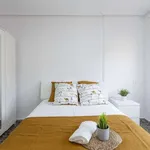 Rent a room of 125 m² in valencia