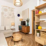 Rent 2 bedroom apartment of 700 m² in Lisbon