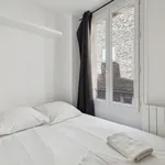 Rent 1 bedroom apartment of 15 m² in Paris