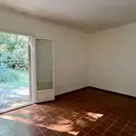 Maison de 160 m² avec 6 chambre(s) en location à Éguilles