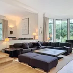 Huur 5 slaapkamer huis van 3700 m² in Uccle