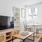 Rent 1 bedroom apartment of 387 m² in Paris
