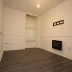 Rent 2 bedroom apartment in Greenock