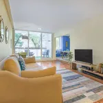 Rent 3 bedroom apartment in lisbon