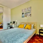 Rent a room in porto