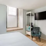 Rent 2 bedroom apartment of 20 m² in Lisboa