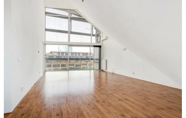 Huur 4 slaapkamer appartement van 120 m² in Stadsdriehoek