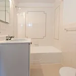 Appartement de 742 m² avec 3 chambre(s) en location à Montreal