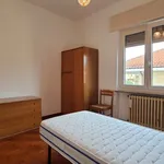 Rent a room in milan