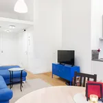 Rent 1 bedroom apartment of 52 m² in Dusseldorf