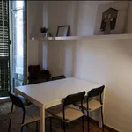 Rent a room of 80 m² in barcelona