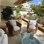 Rent 3 bedroom apartment of 200 m² in Marbella