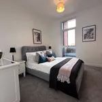 Rent 2 bedroom flat in Bolton