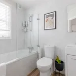 Rent 3 bedroom apartment of 95 m² in london