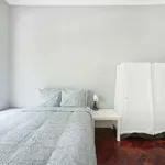 Rent a room in lisbon