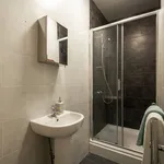 Rent 5 bedroom apartment in Leeds