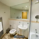 Rent 2 bedroom apartment in Yorkshire And The Humber