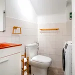 Rent 5 bedroom apartment of 55 m² in Lisboa