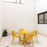 Rent 3 bedroom apartment in barcelona