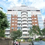 Rent 2 bedroom apartment of 92 m² in London