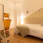 Alquilo 4 dormitorio apartamento de 12 m² en Barcelona