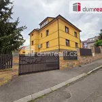 Rent 3 bedroom apartment of 115 m² in Prague