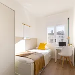 Rent a room of 105 m² in Girona