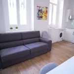 Rent 1 bedroom apartment of 40 m² in seville