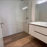 Rent 1 bedroom apartment of 78 m² in Porto