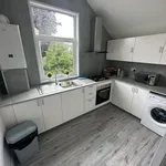 Rent 4 bedroom apartment of 8 m² in Bromley